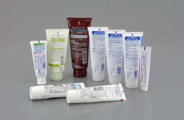 プラスチック製容器包装材