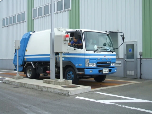 搬入・計量